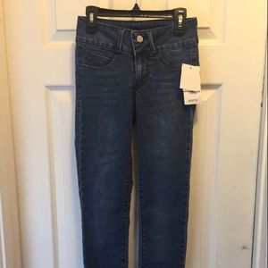 NWT Just Fab Skinny Jeans